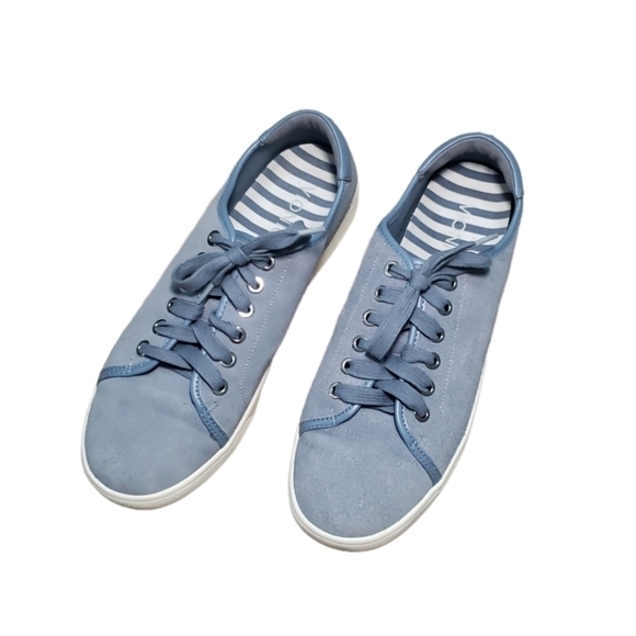 Vionic Women's Suede Sneakers Size 8 - Picture 2 of 6
